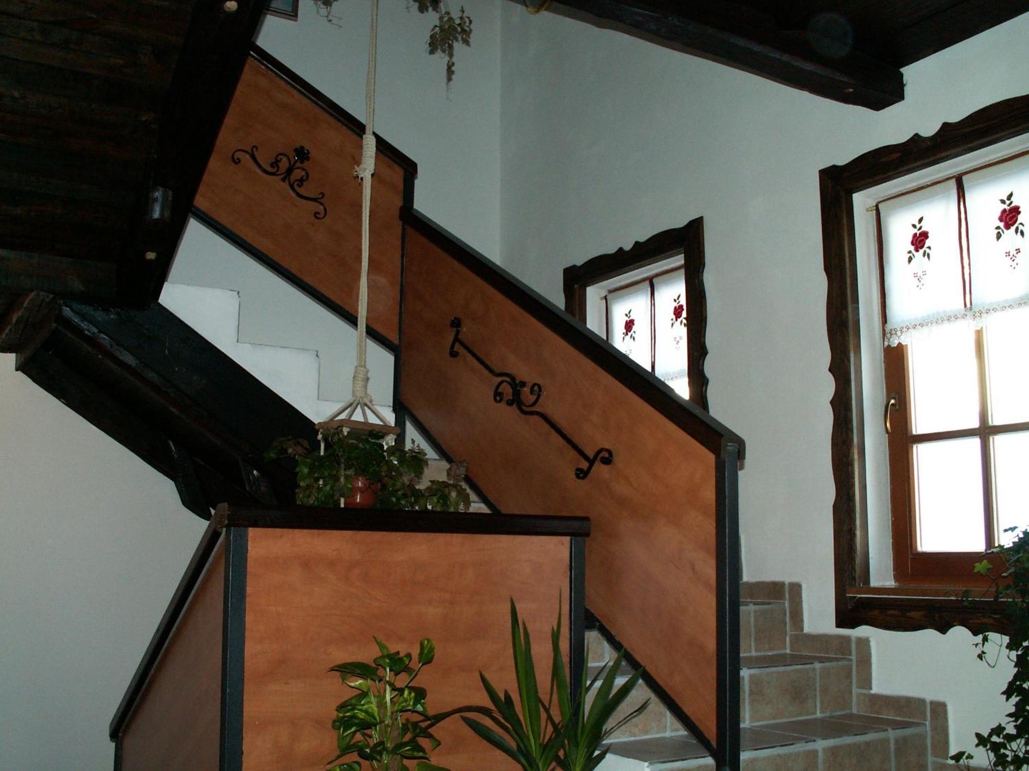 Apartmens And Rooms Sostar เชียร์คโน ภายนอก รูปภาพ